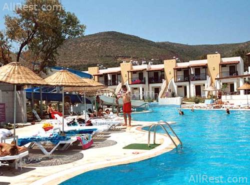 Izer Beach Club 12